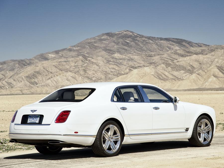  Bentley Mulsanne 2010 года  (US) (фото 2 из 2)